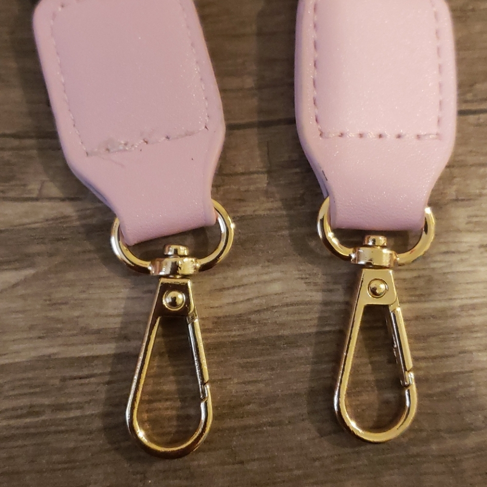 🍩  cross-body bags in stock! - Picture 6 of 8